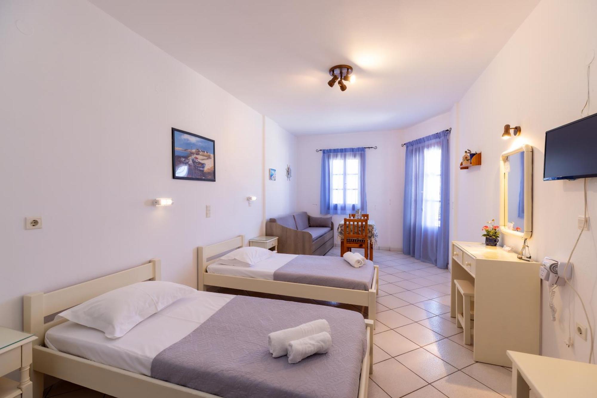 Froudi Rooms Kamares  Bagian luar foto