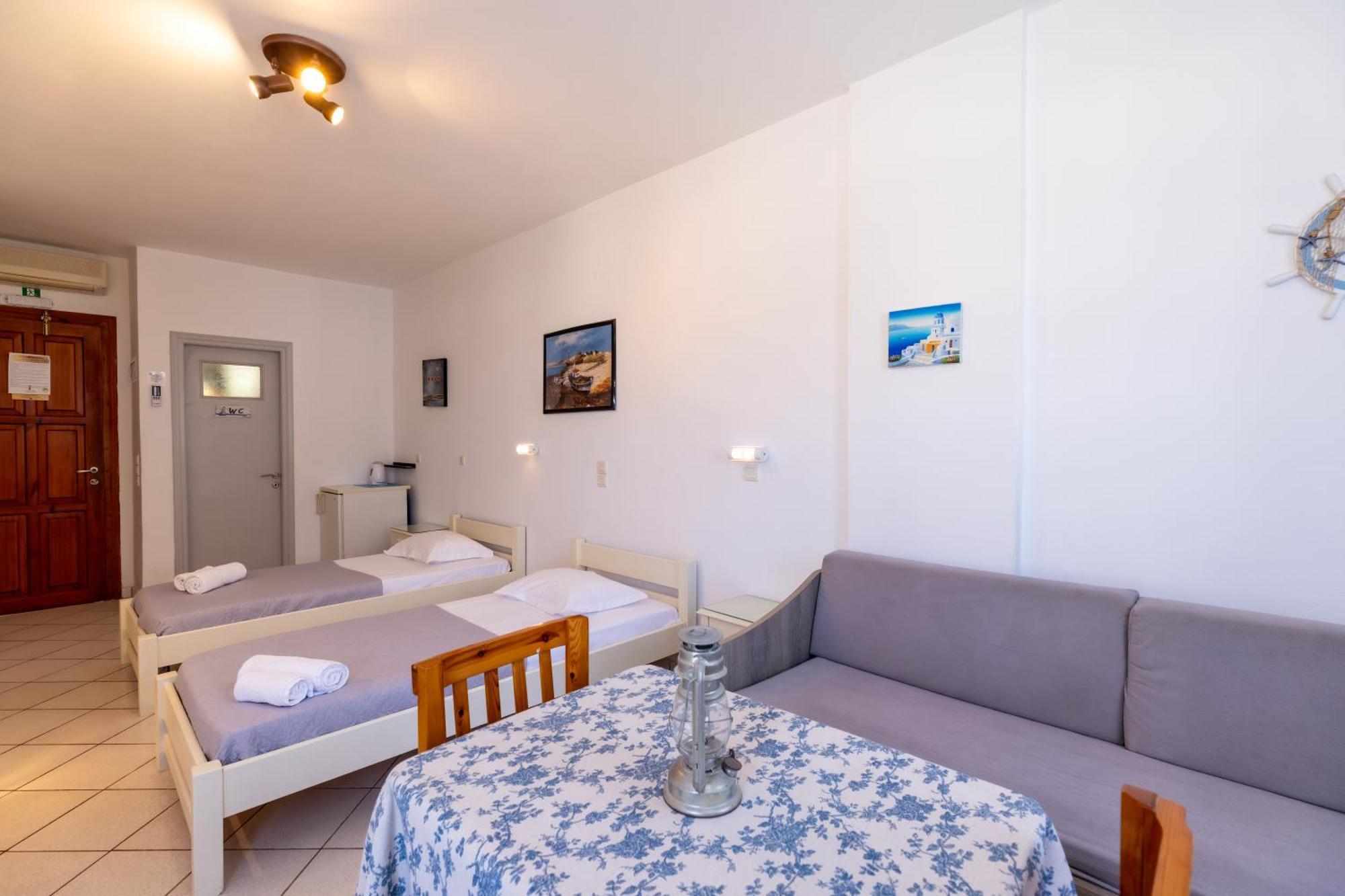 Froudi Rooms Kamares  Bagian luar foto