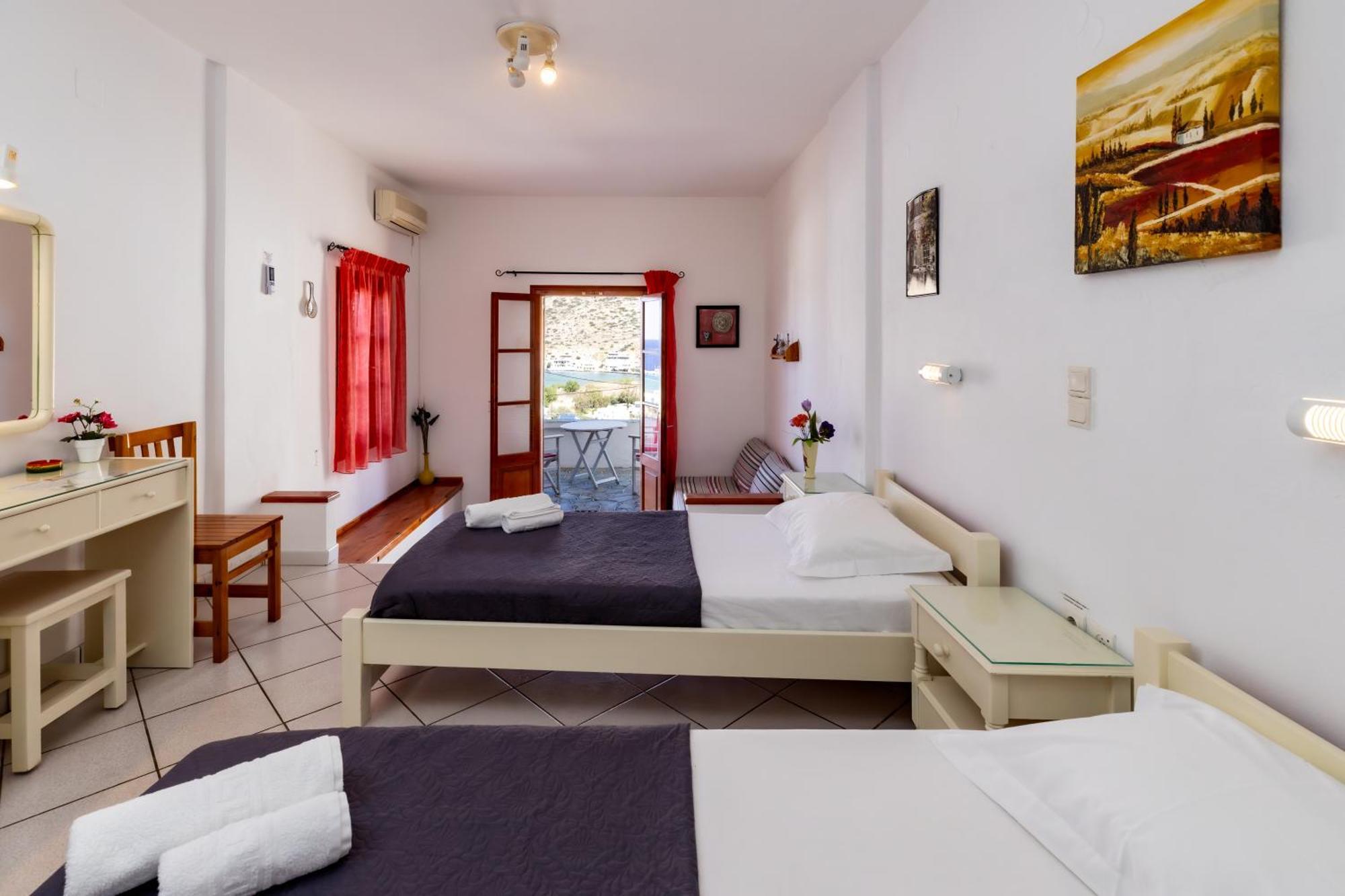 Froudi Rooms Kamares  Bagian luar foto