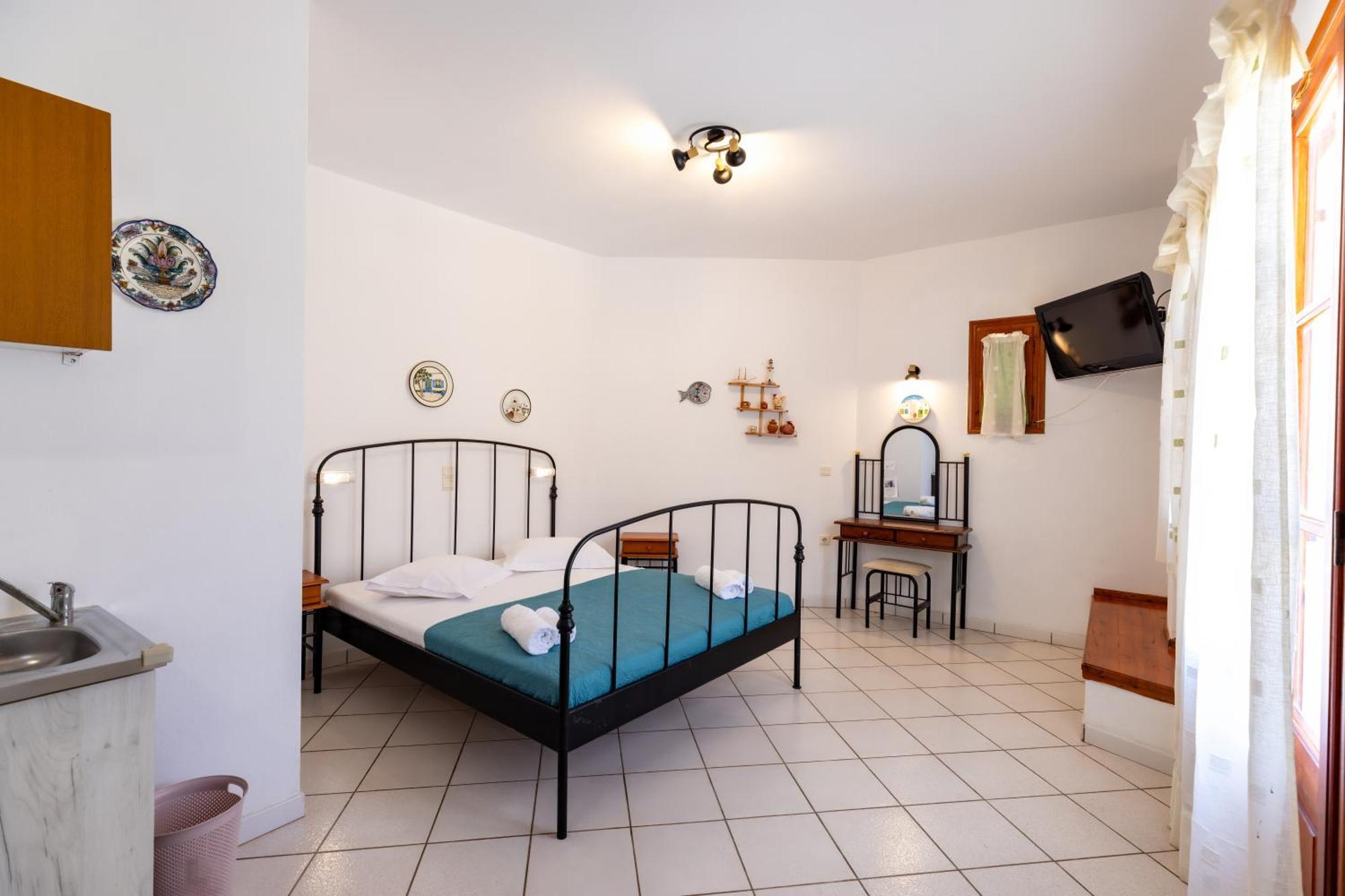 Froudi Rooms Kamares  Bagian luar foto