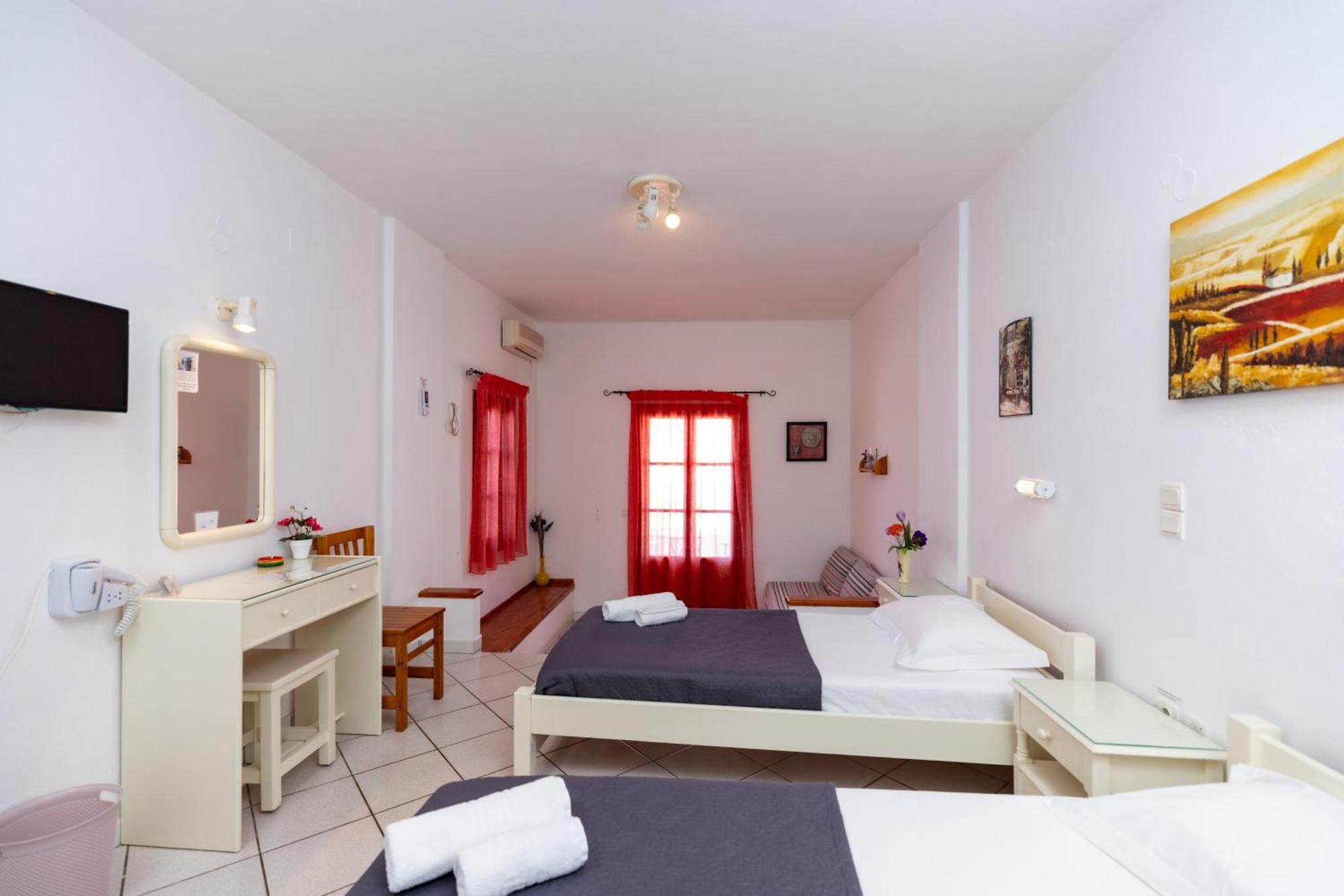 Froudi Rooms Kamares  Bagian luar foto